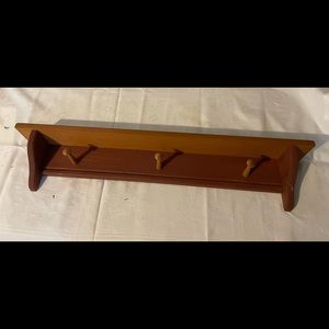 Wooden 3 peg shelf